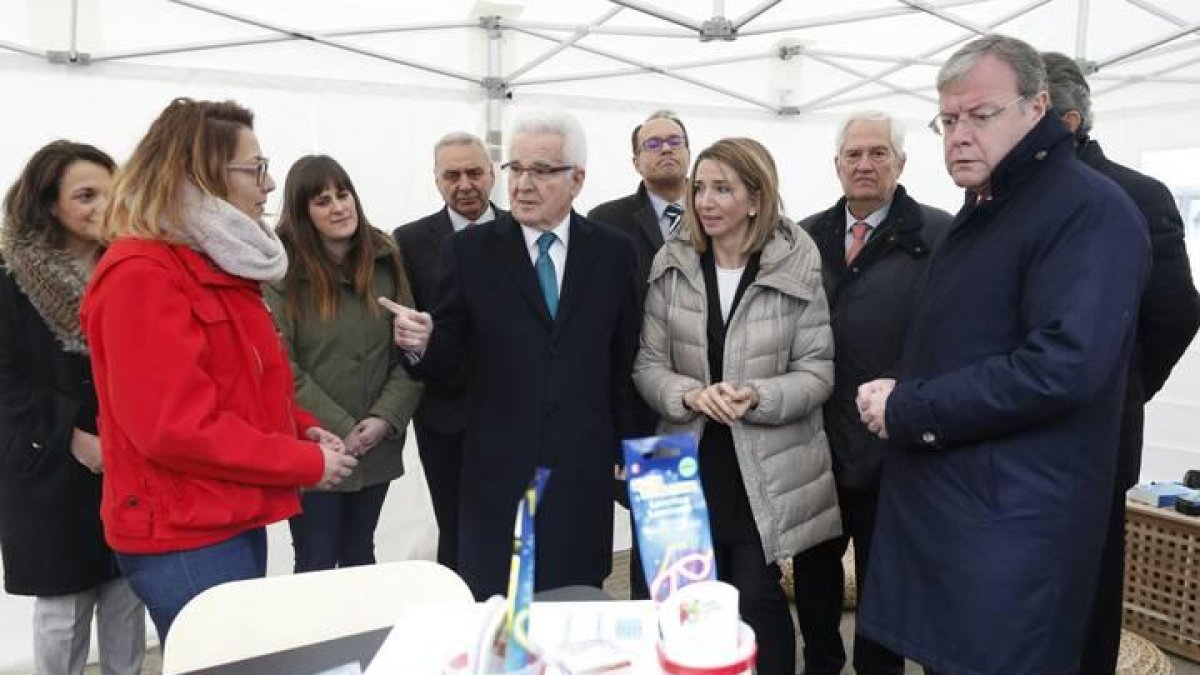 Un momento del acto celebrado ayer con la presencia de la consejera
