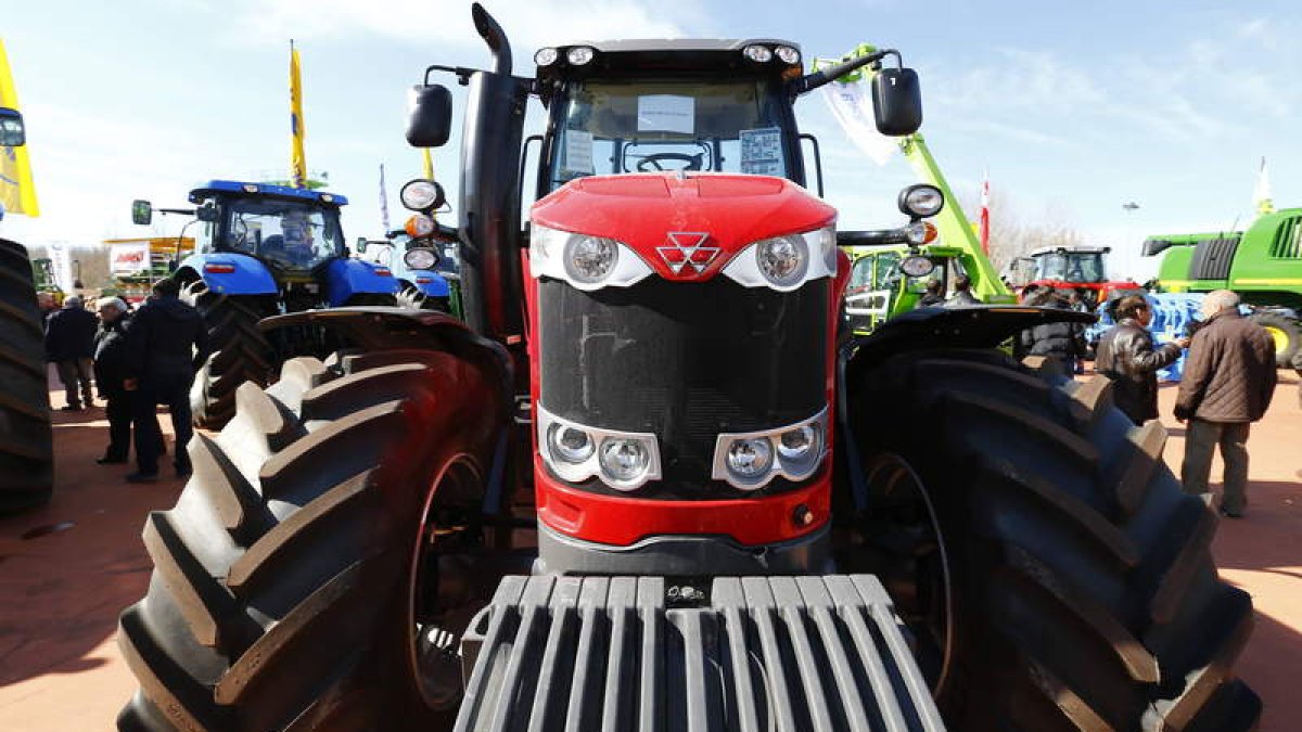 La feria volverá a congregar a las principales marcas de tractores y maquinaría agrícola. RAMIRO