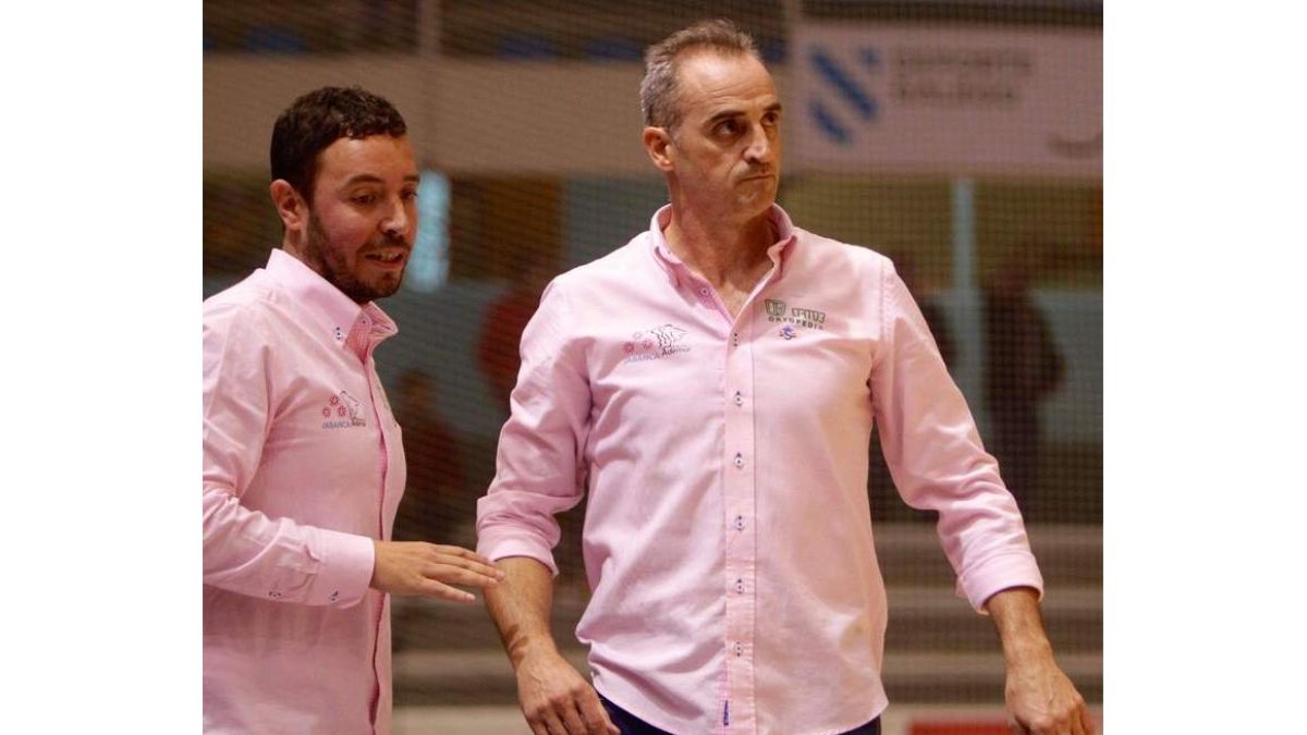 Guijosa y su segundo Diego Dorado ante el Teucro.