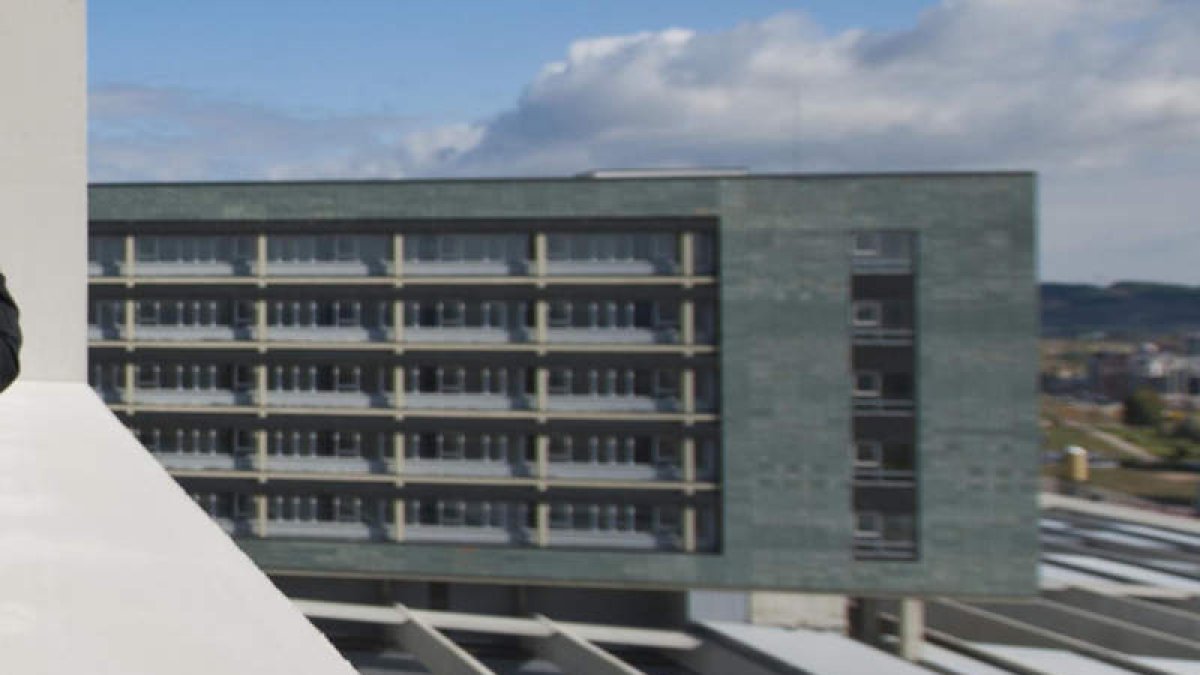 Imagen de la fachada del Hospital Universitario de Burgos.