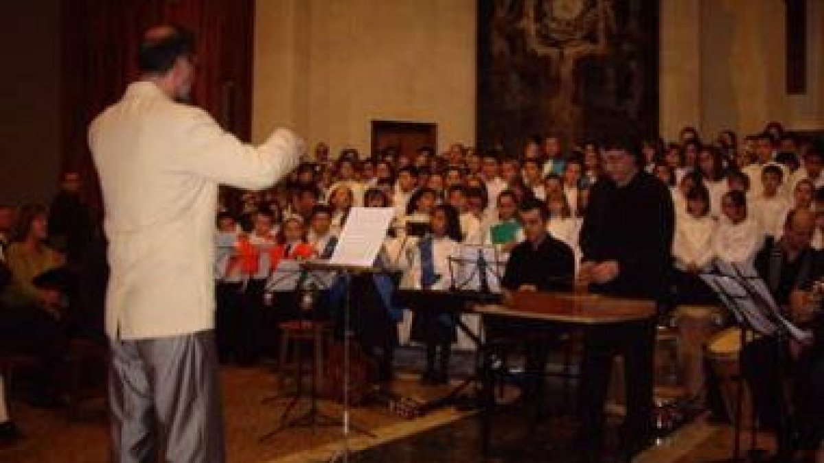 La Escuela de Música de León ofreció el concierto de Santa Cecilia en Maristas.