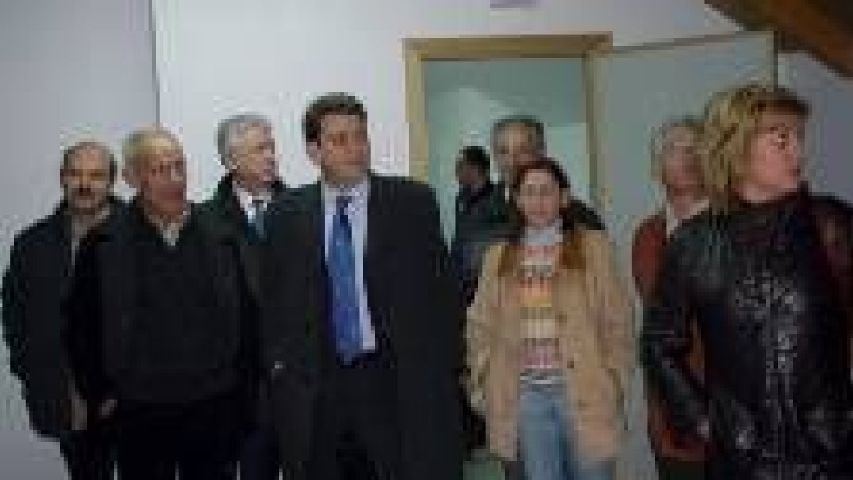El alcalde de Ponferrada, Carlos López Riesco, ayer en el nuevo edificio municipal de La Placa