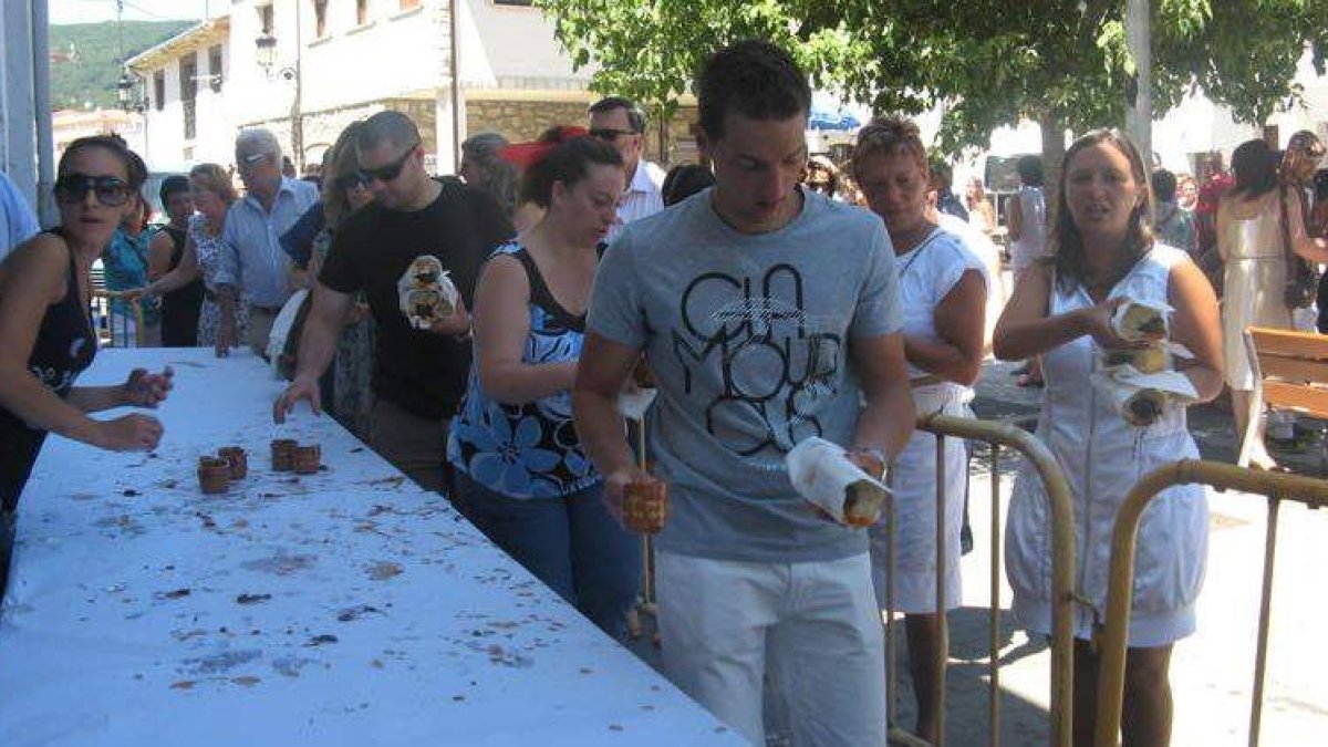La tradicional exaltación de la morcilla de La Pola de Gordón tendrá lugar el próximo domingo a partir de las 13.00 horas.