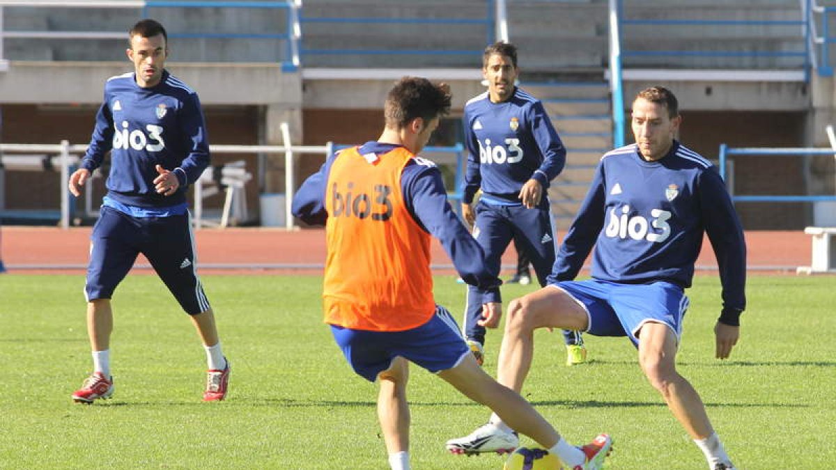 La plantilla de la Deportiva confía en volver a ganar a un ex equipo de la máxima categoría como hizo frente al Real Zaragoza