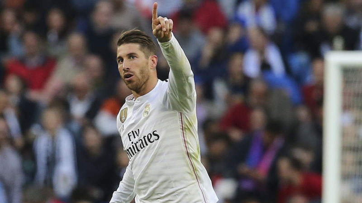 Sergio Ramos ya ha tenido un primer acercamiento con Florentino para resolver su situación.