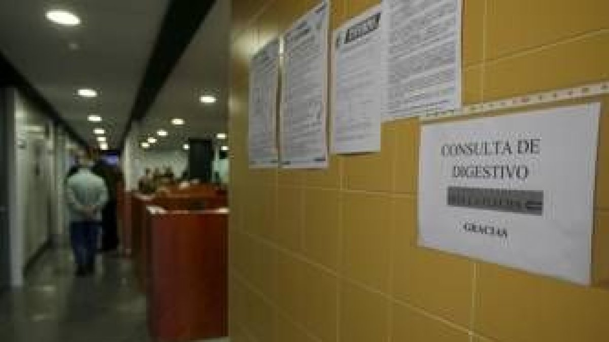 La medida, provisional, mantendrá las consultas por la tarde al menos hasta el mes de enero