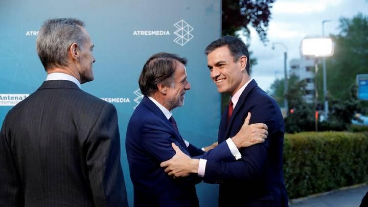 El presidente del Gobierno a su llegada a los estudios