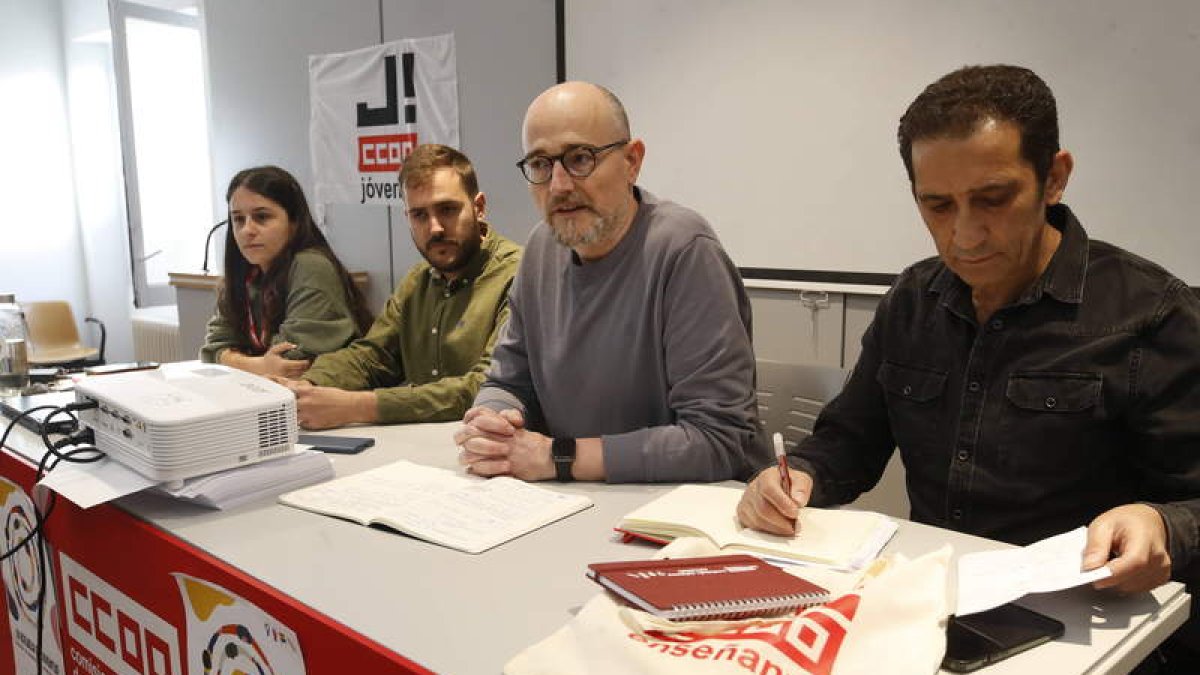 Pau García, Adrià Junyent, José Antonio Alegre y Vicente Andrés. RAMIRO
