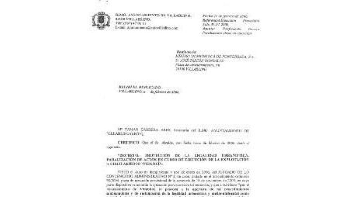 Portada del decreto de la alcaldía ordenando la paralización