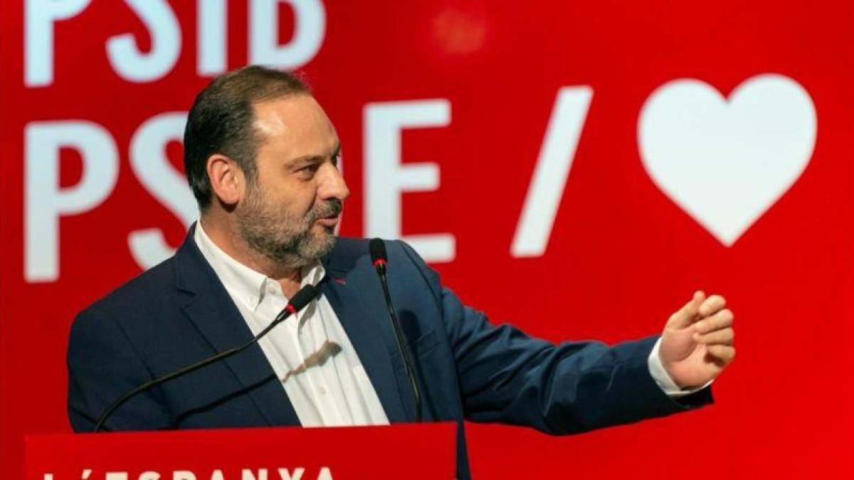 José Luis Ábalos, el pasado miércoles durante un mitin en Palma.