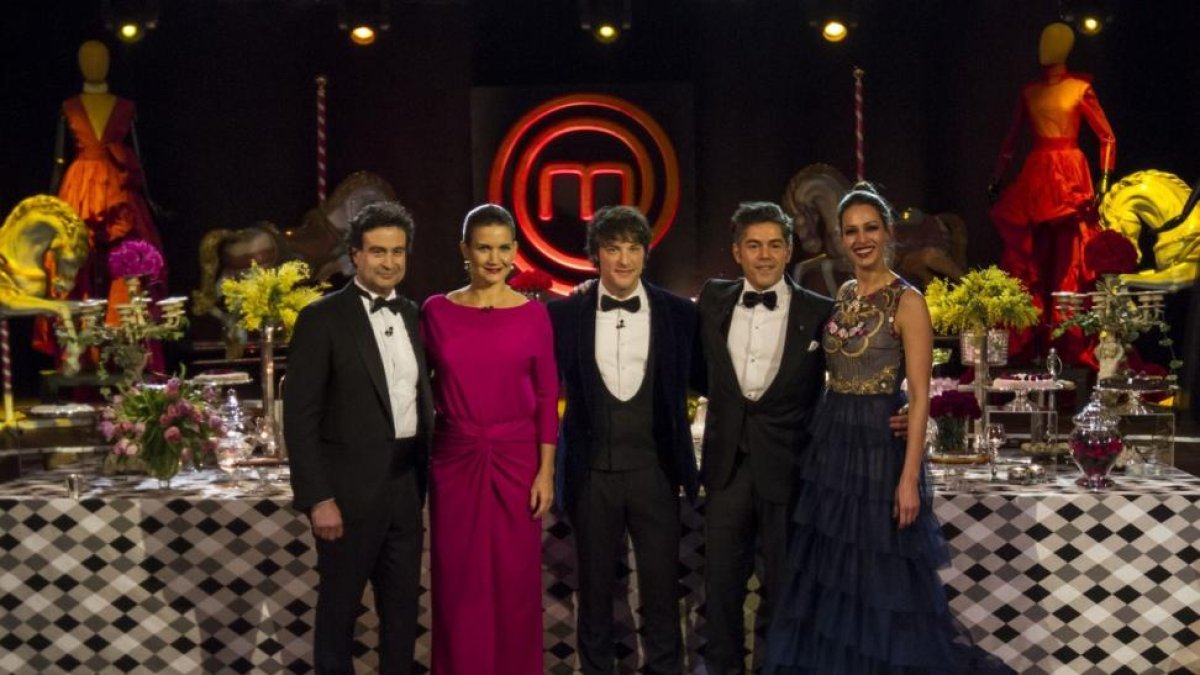 Cena de gala en 'Masterchef'.