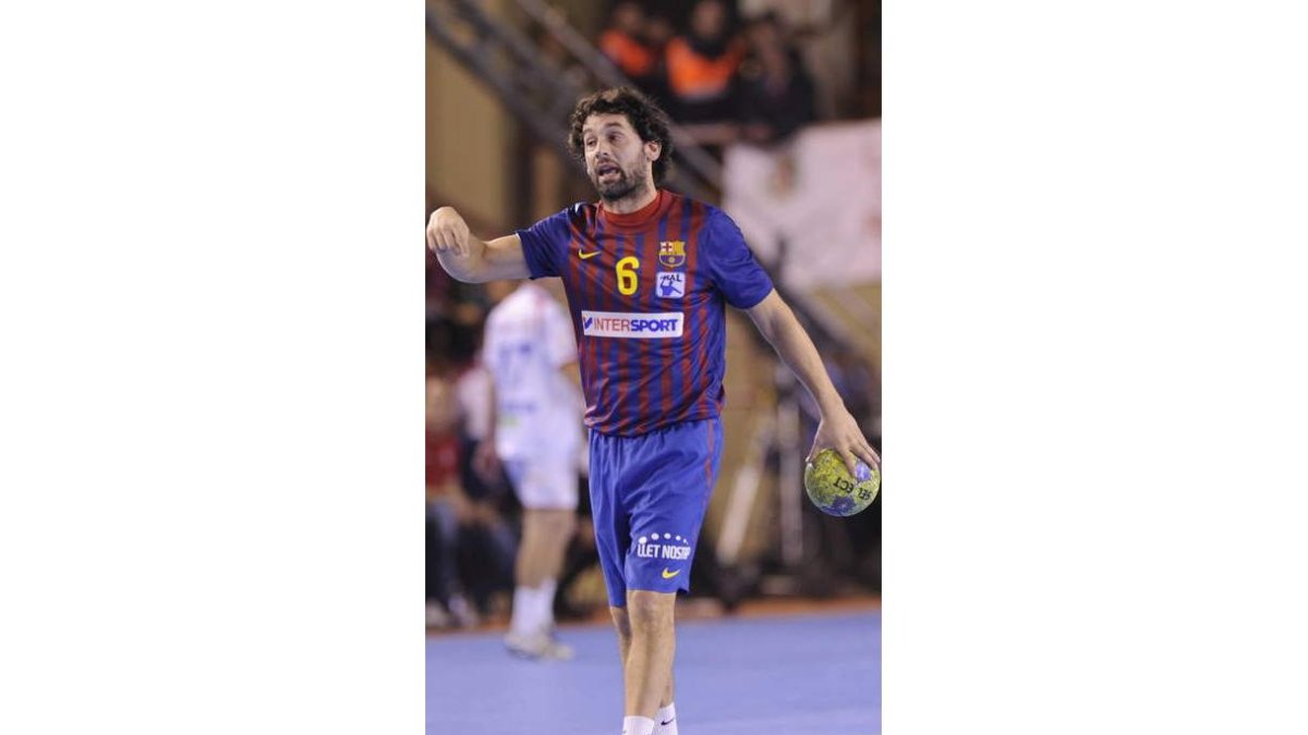 Juanín García durante la disputa de la Copa Asobal en León.