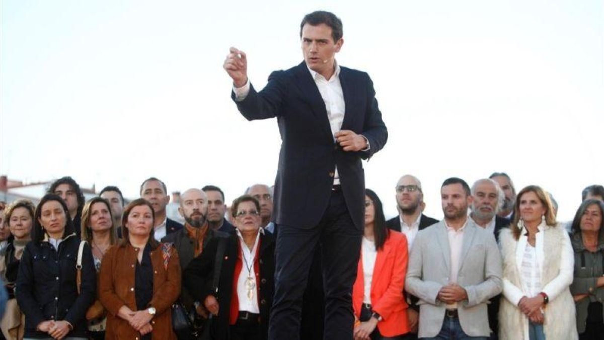 El líder de Cs, Albert Rivera, en un acto de precampaña, este martes, en A Coruña.
