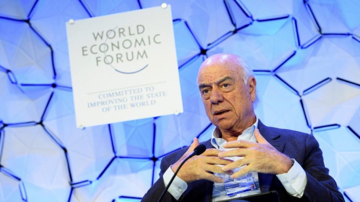 El presidente del BBVA, Francisco González, durante su intervención en la 48ª Reunión Anual del Foro Económico Mundial WEF, en Davos (Suiza).