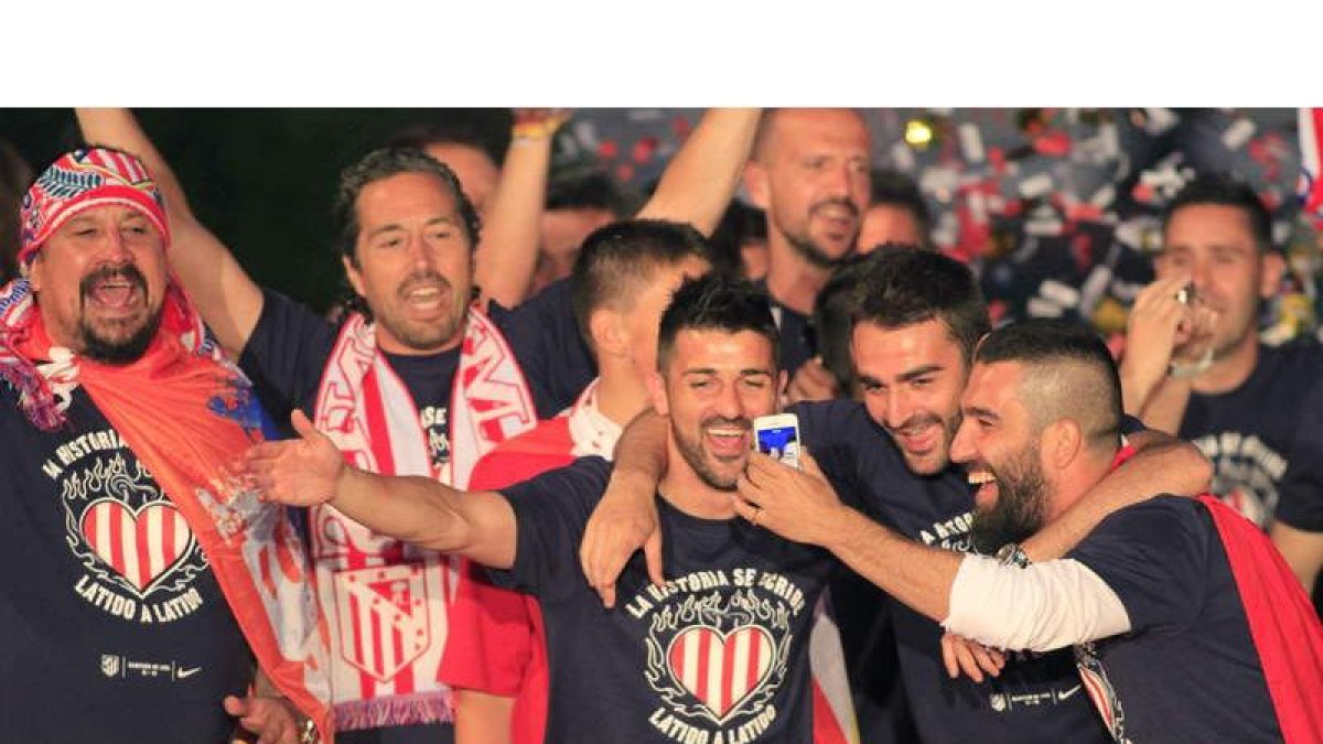 Los jugadores atléticos lo celebraron por todo lo alto.