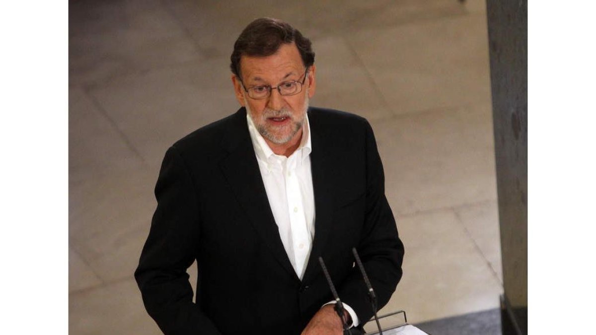 Rajoy comparece en el Congreso tras la reunión con el líder de Ciudadanos, Albert Rivera. RAQUEL P. VIECO