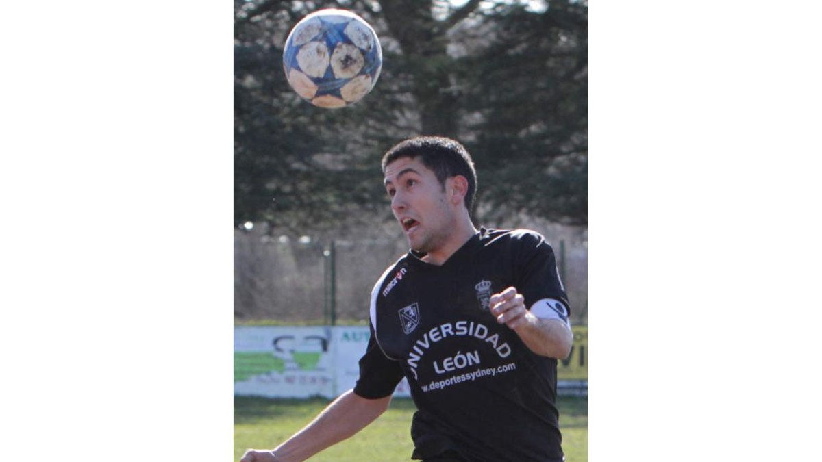 El Ejido juega en casa. SECUNDINO