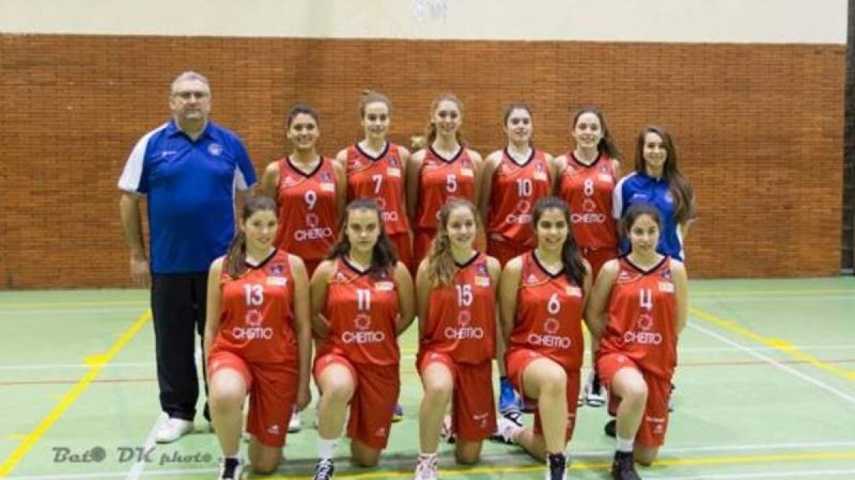 Formación del Baloncesto Femenino León Júnior.