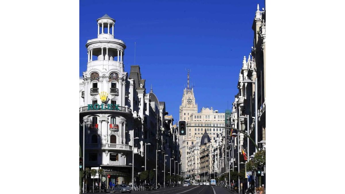El gran comercio madrileño abandonó la Gran Via con destino al barrio de Salamanca.