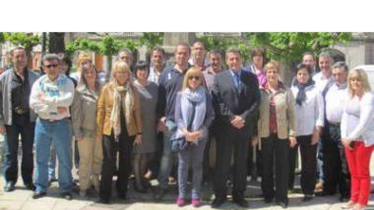 Carrasco apoyó ayer la candidatura del PP en Cistierna.
