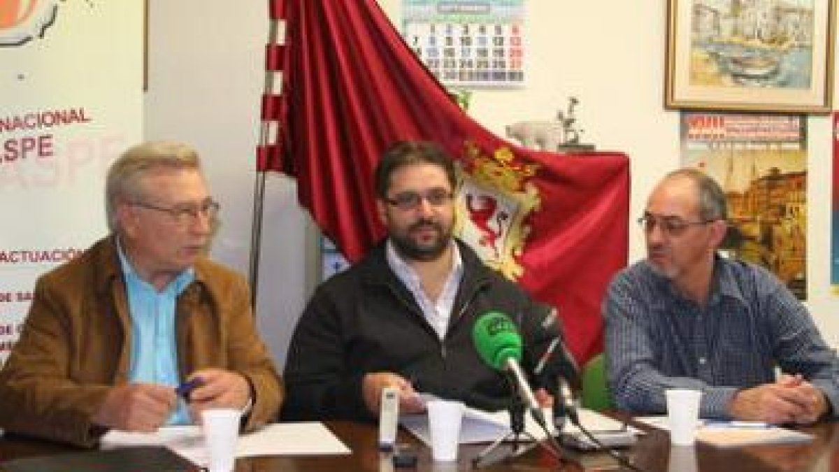 Un momento del acto de presentación de la campaña social Nueve Canastas por la Vida.