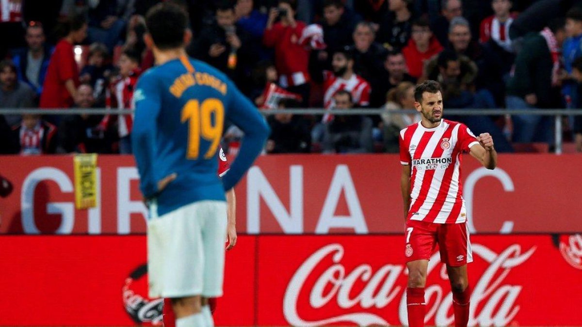 Un jugador del Girona celebra el resultado