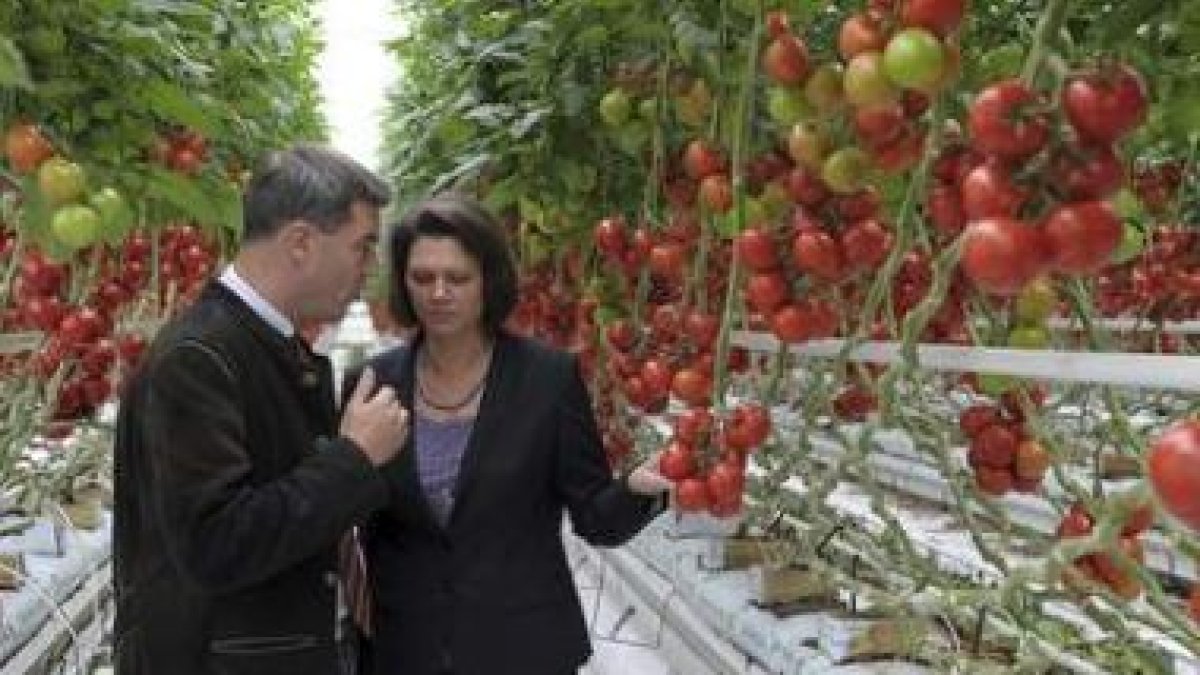 El ministro de Medio Ambiente de Bavaria y la ministra alemana de Agricultura.