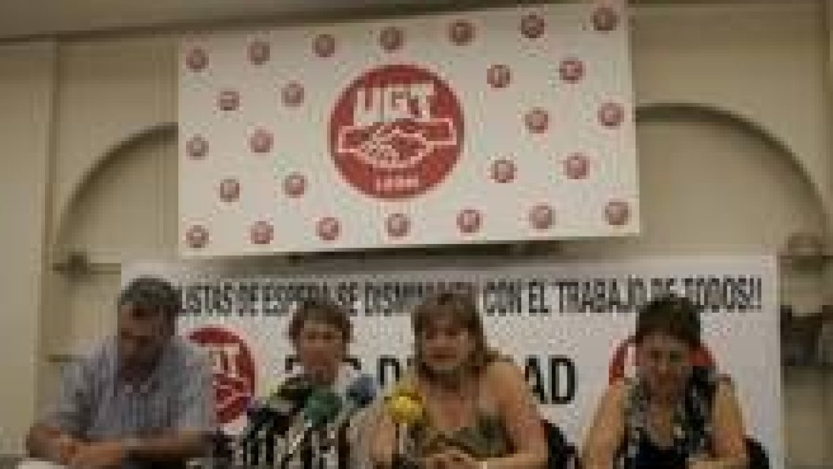 Pilar Navarro, Concha Hernández, Antonio Domínguez y Carmen Ámez en la rueda de prensa de ayer