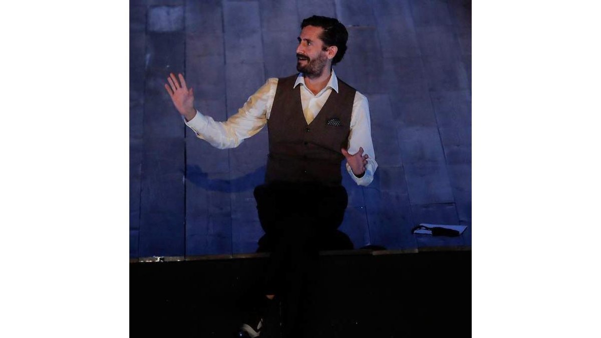 Juan Diego Botto en una escena de la obra. VILLAR LÓPEZ