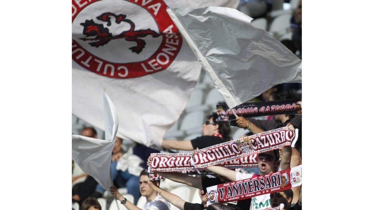 El apoyo de la afición leonesa es vital para el equipo.