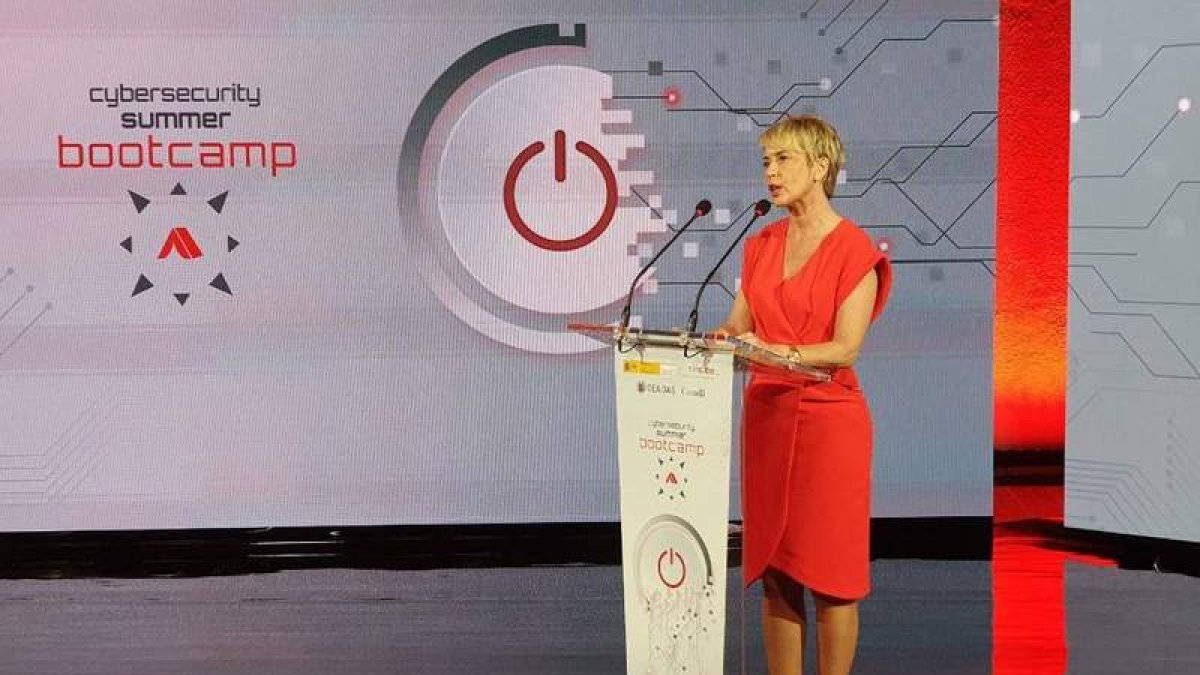 La secretaria de Estado de Digitalización e IA, Carme Artigas, ayer, en las jornadas del Incibe. INCIBE