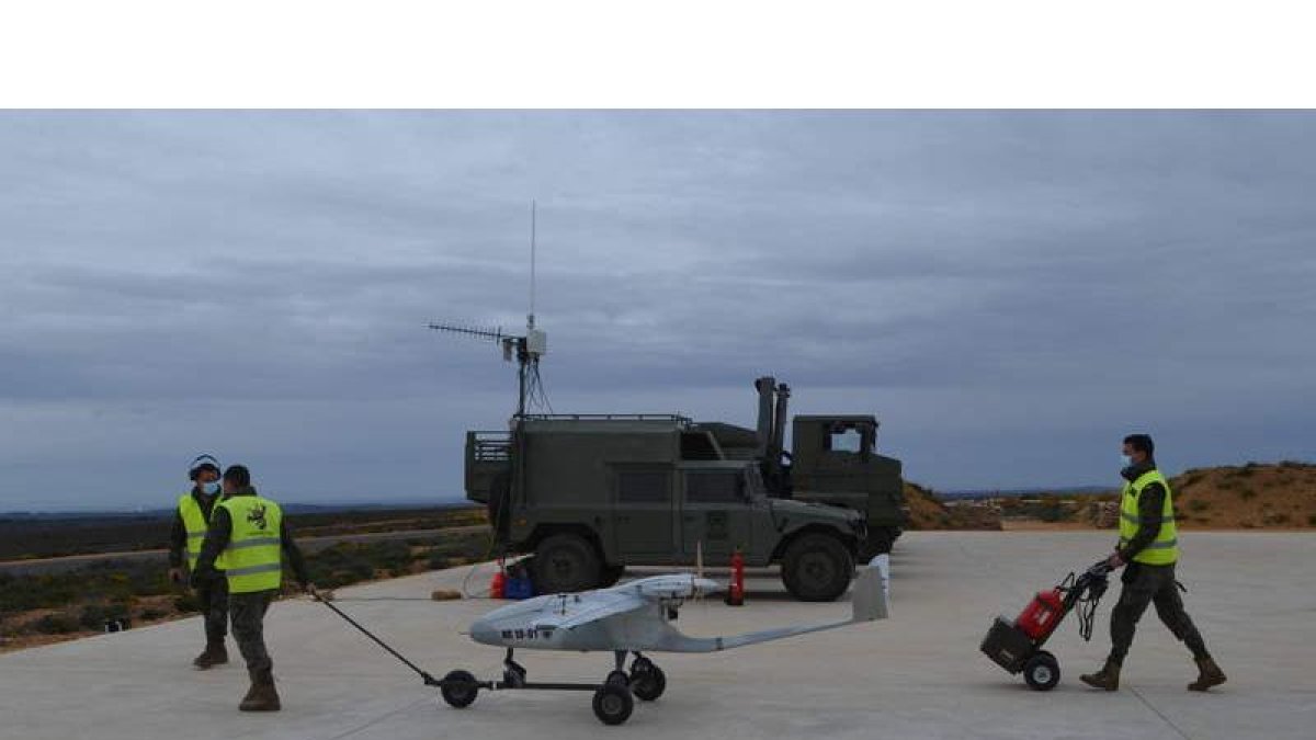 El Grupo de Artillería de Información y Localización, el Gail, prueba para Defensa, dentro del programa Rapaz, el sistema Atlantic. DL