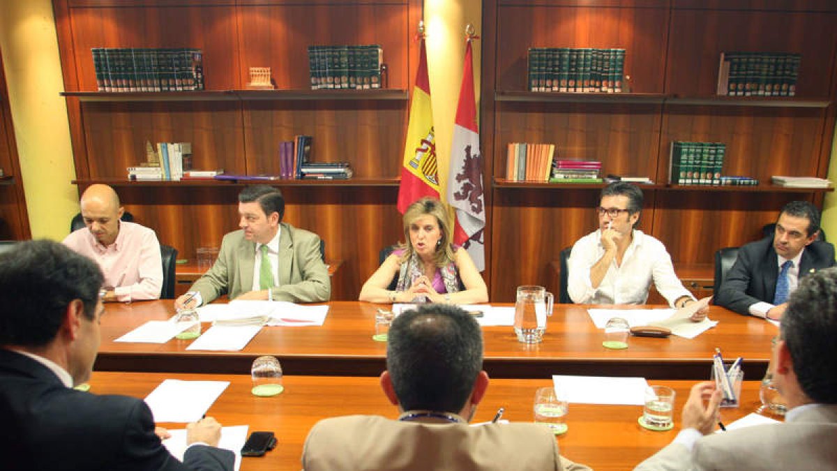 Un momento de la reunión mantenida el pasado 27 de junio.