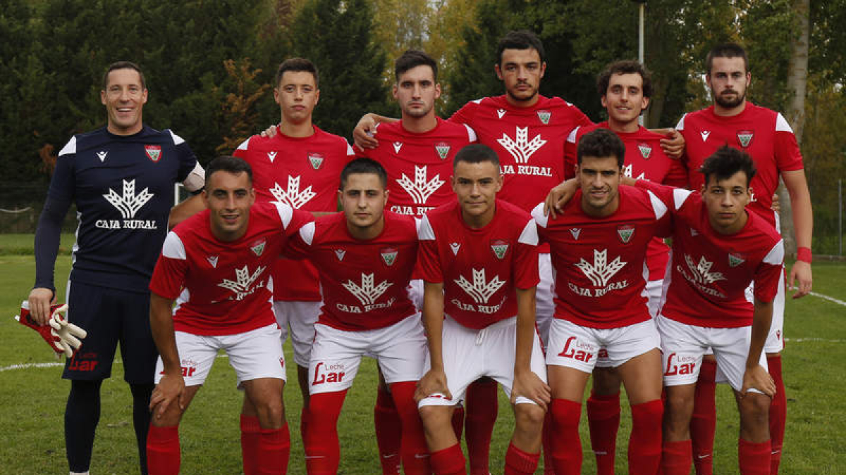 Equipo del Veguellina de la 1.ª Provincial de Aficionados. F. OTERO