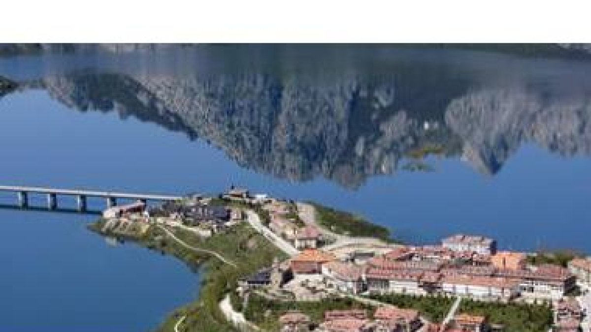 Embalse de Riaño, a rebosar; de sus reservas depende el éxito de la operación en Valladolid
