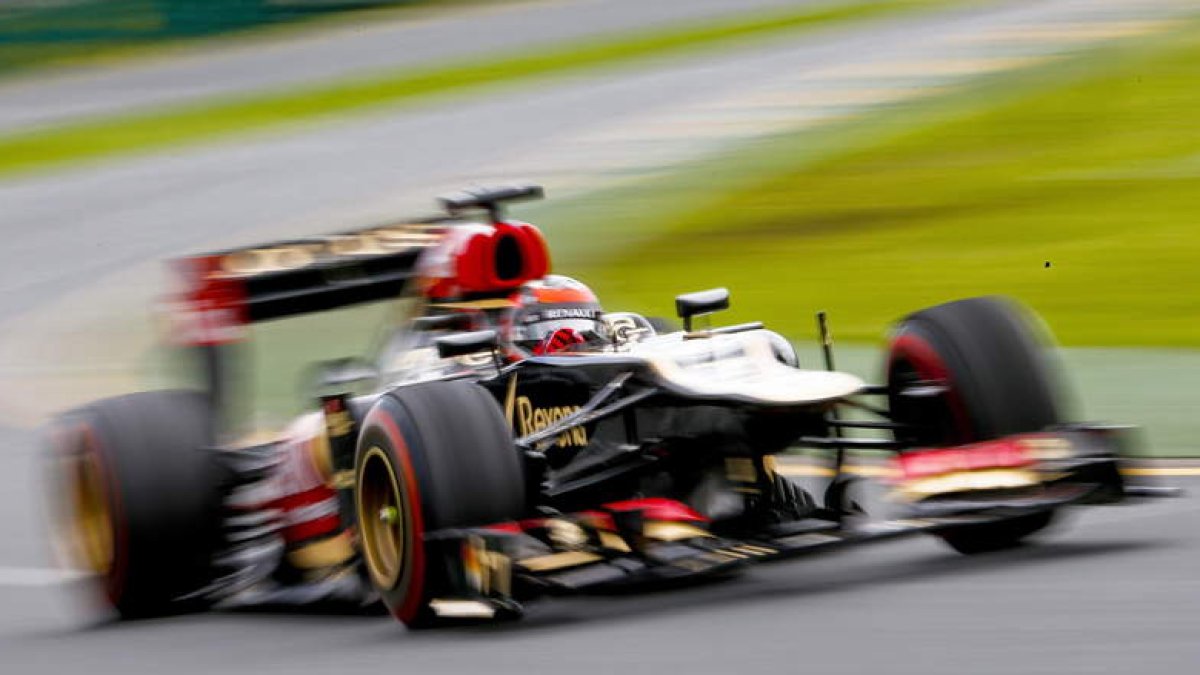 Raikkonen firma en Melbourne su vigésima victoria en Fórmula 1, la segunda tras su regreso, el año pasado, después de dos temporadas en el mundial de rallys.
