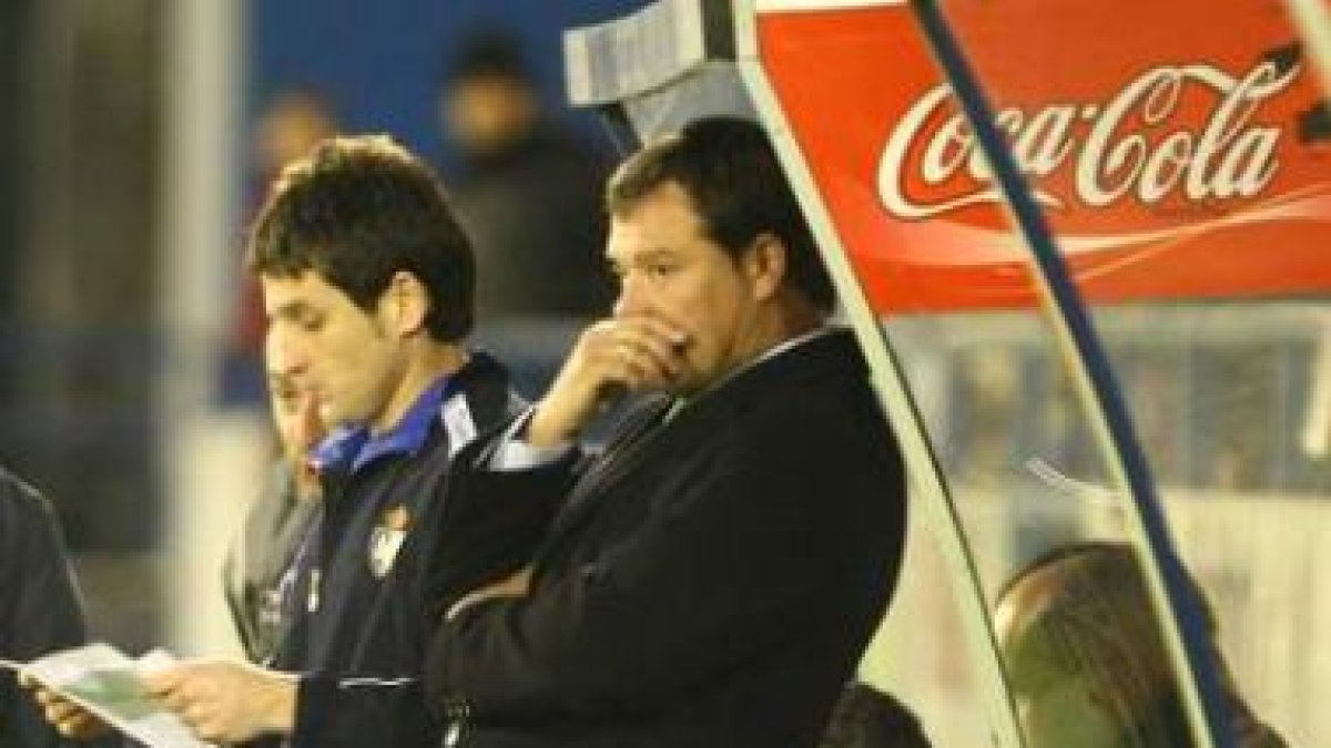 El corazón de Viadero es racinguista, pero mañana espera ganar al filial con la Deportiva