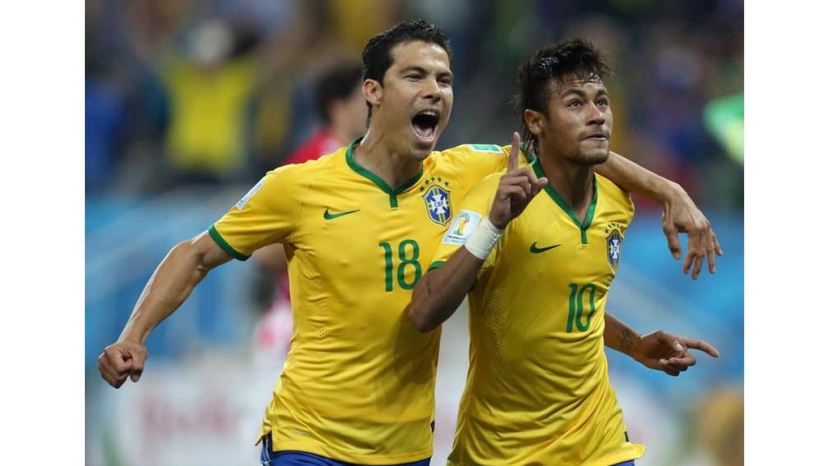 Neymar celebra su segundo gol, el que daba la vuelta al marcador frente a Croacia.