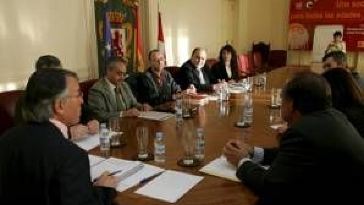 El subdelegado se reunirá periódicamente con los autónomos