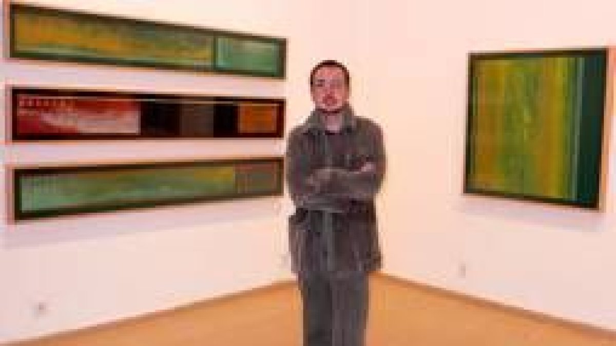 Karlos Viuda, durante la presentación de su última exposición, «kjäs ensambladas»