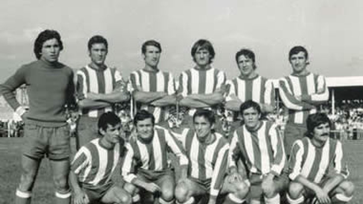 Primer equipo de la Deportiva que logró un ascenso.