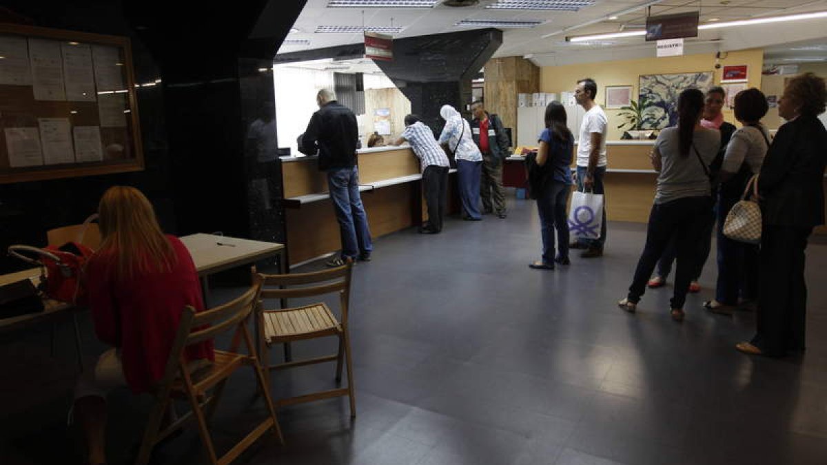 La actividad en el Ayuntamiento de Ordoño se recuperó el lunes, a las 5 semanas del incendio.