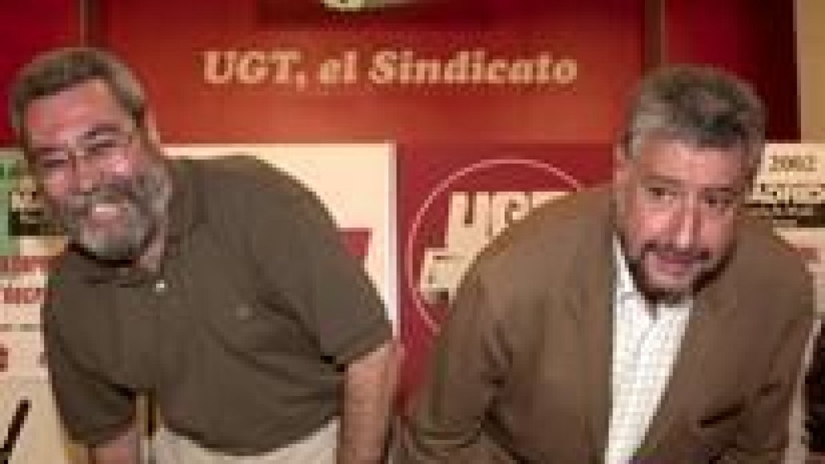Cándido Méndez y José María Fidalgo, ayer durante la rueda de prensa