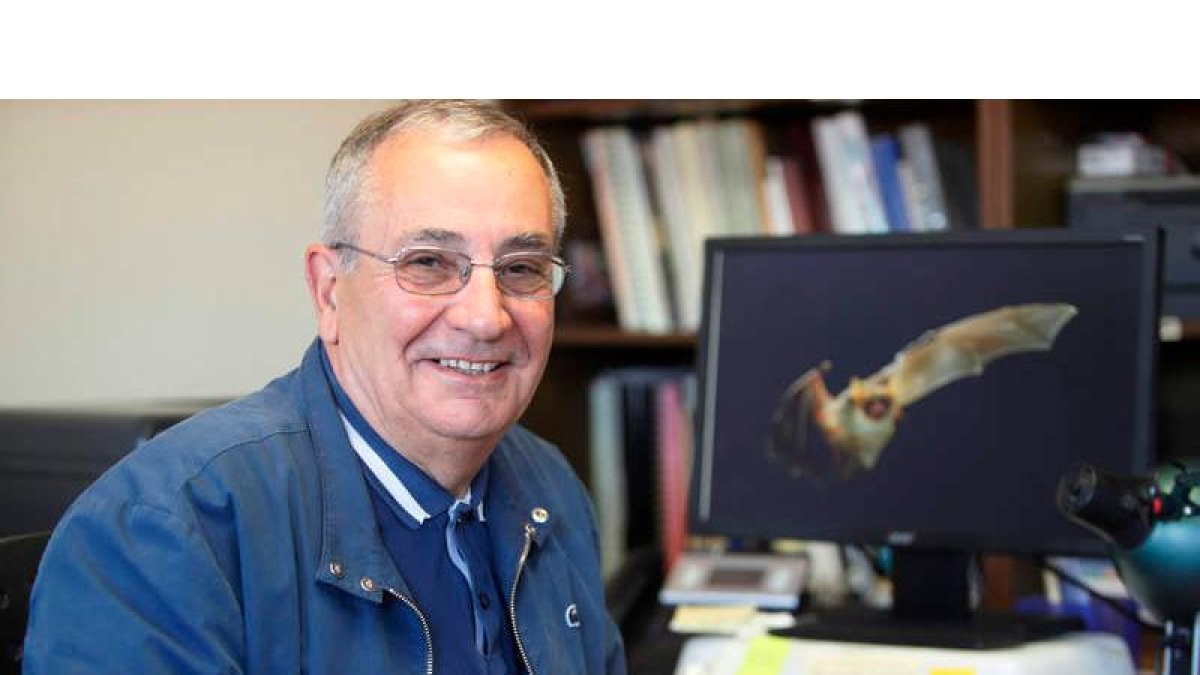 Elías Rodríguez Ferri es el presidente de la Academia de Ciencias Veterinarias de Castilla y León. RAMIRO
