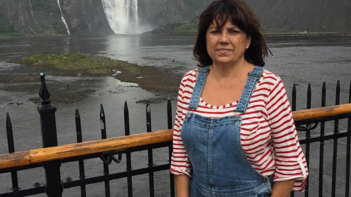 La productora ponferradina Marian Matachana, en una imagen de localización cinematográfica.