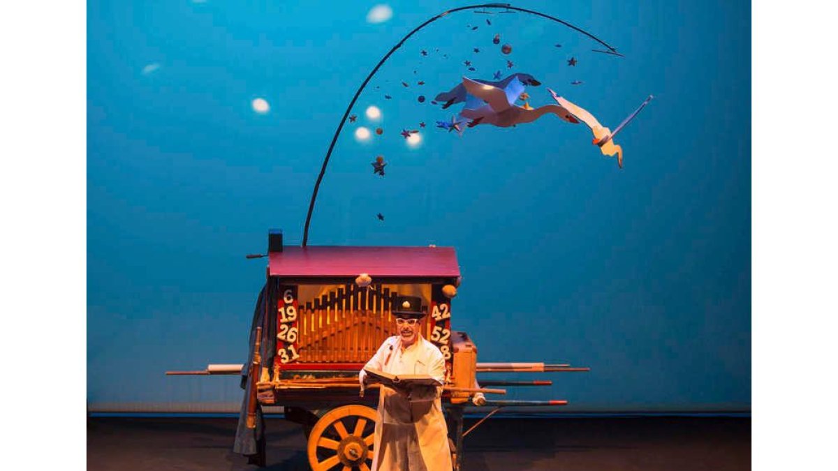 Una de las propuestas escénicas de Fabularia. FABULARIA TEATRO