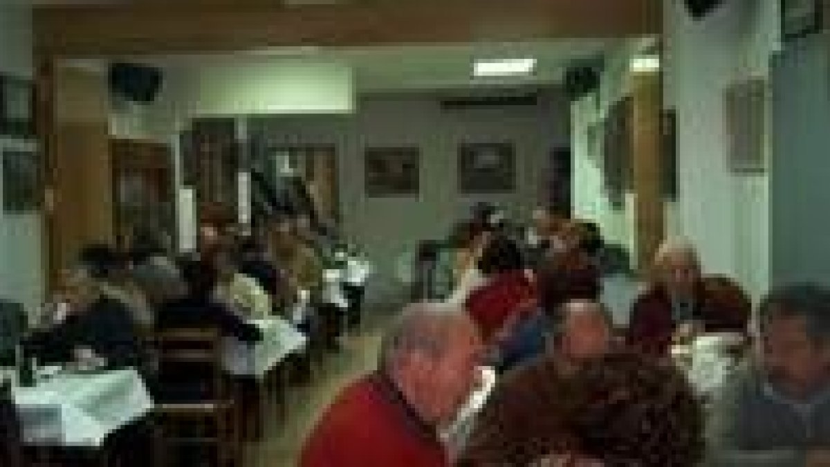 Los leoneses emigrados a Cataluña celebraron la jornada de la matanza