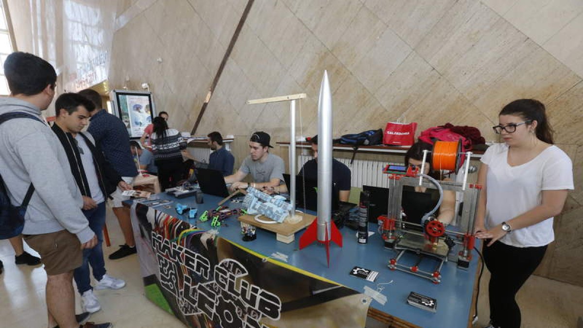 Las ideas de los jóvenes incluyeron alta tecnología aerospacial. MARCIANO PÉREZ