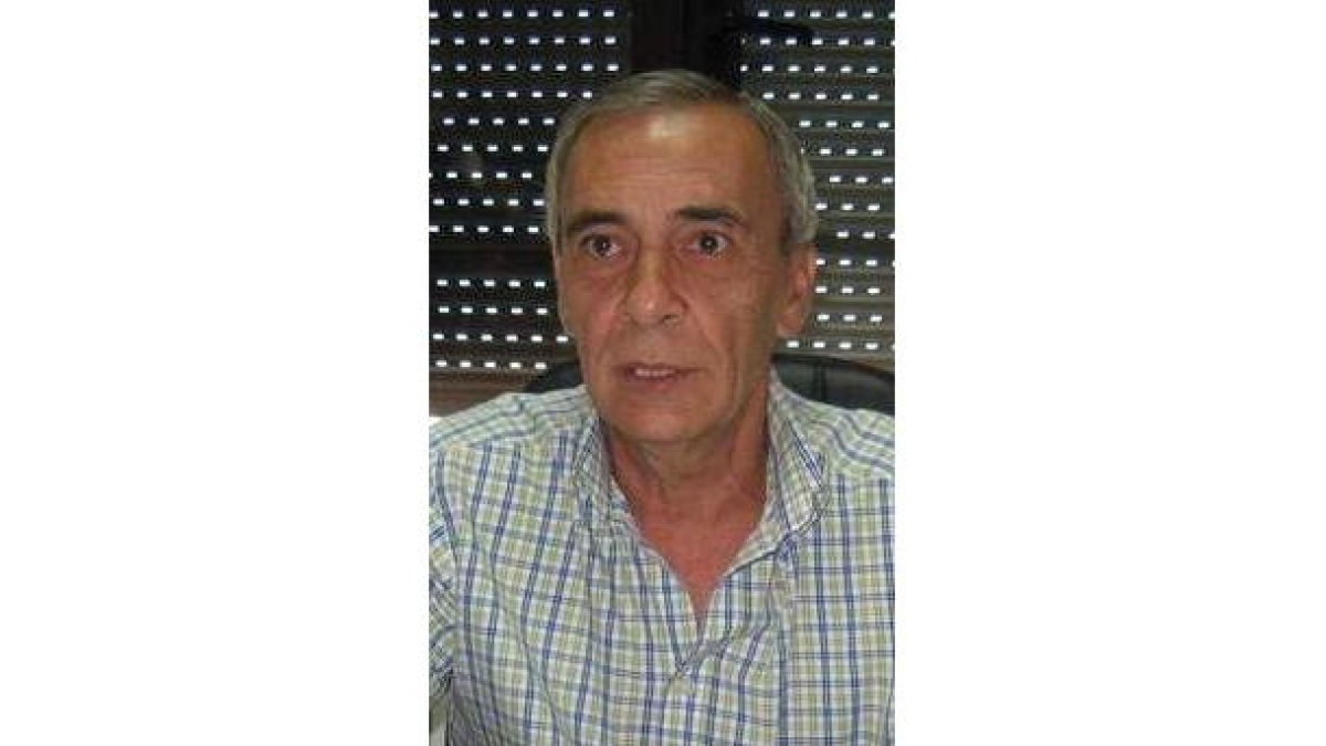 El alcalde de Castropodame, el ya ex socialista Julio Anta.