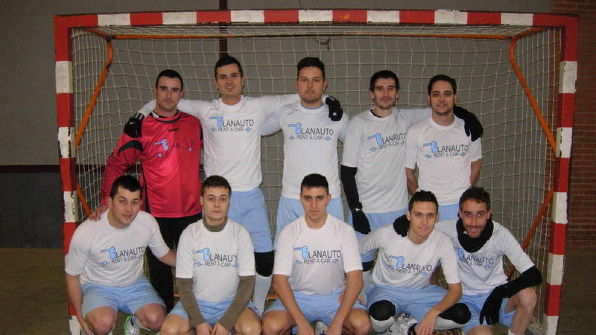 Formación del Blanauto que disputa la competición de Afileón.